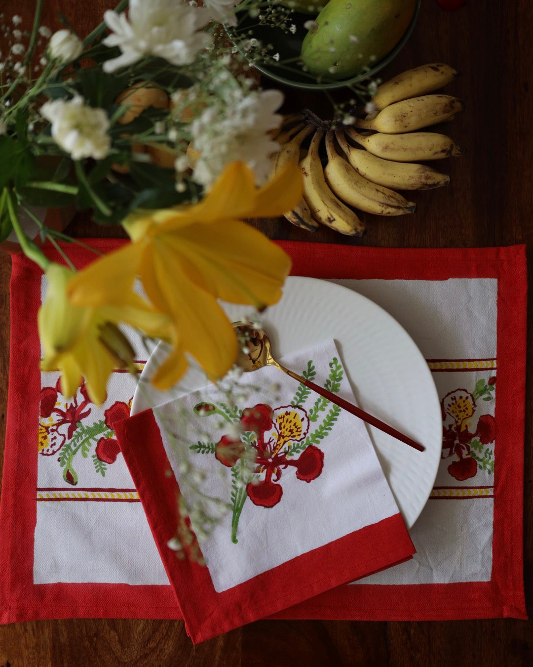 Tableware & Table Linen