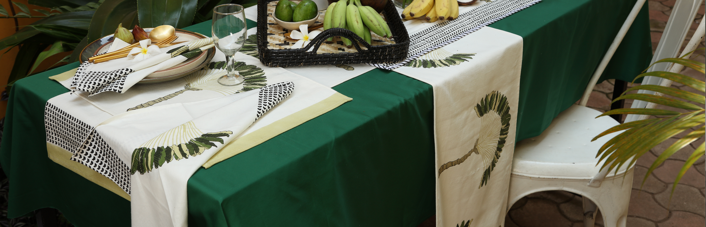 Placemats and Napkins Set