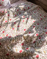 Apple Orchard Quilt and Bedsheet Set