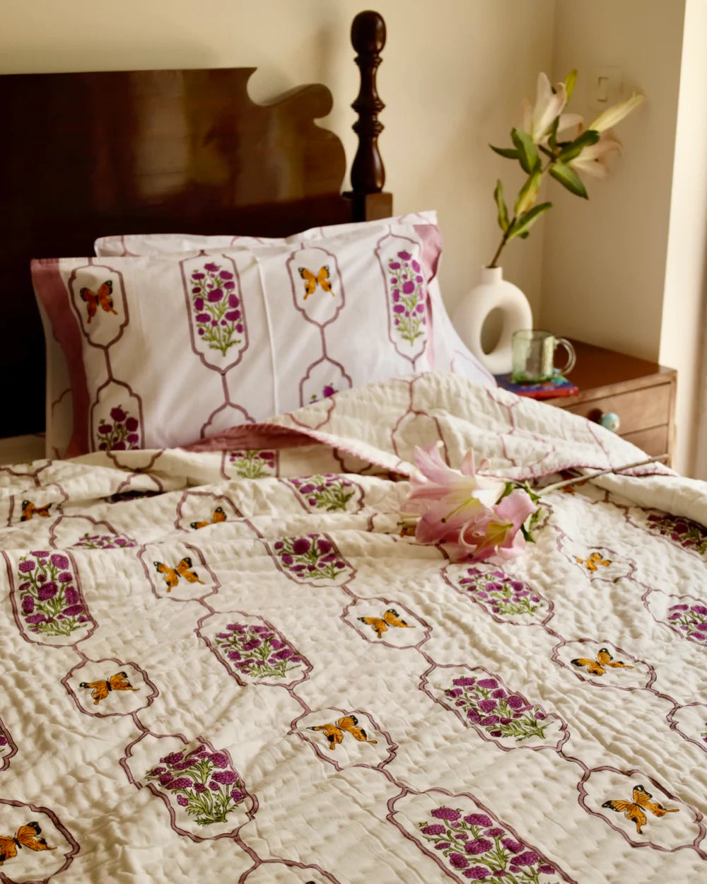 Butterfly Garden Quilt and Bedsheet Set