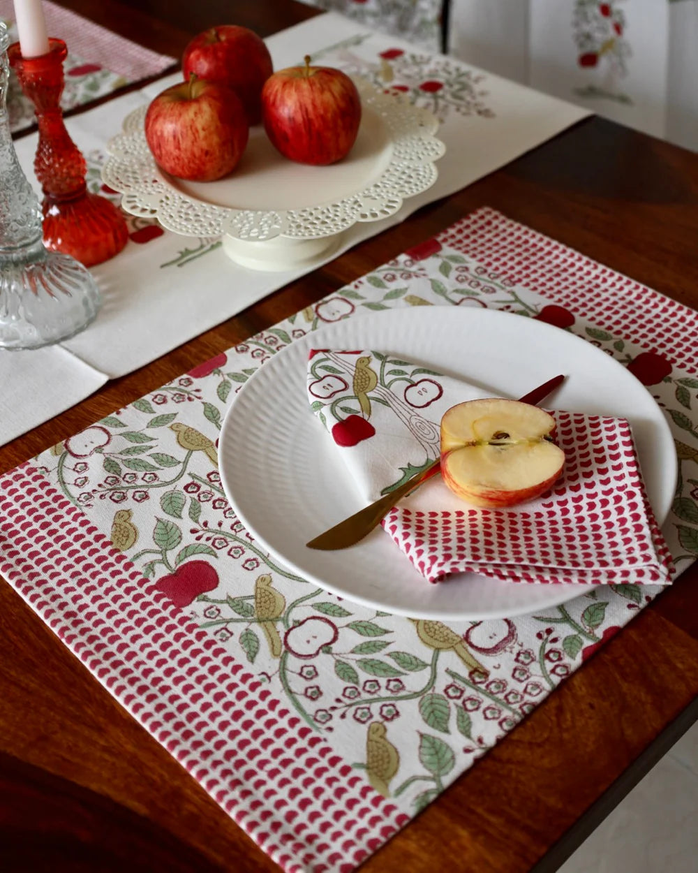 Apple Table Linen Bundle